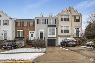 Building Photo - 7304 Wintergreen Ct