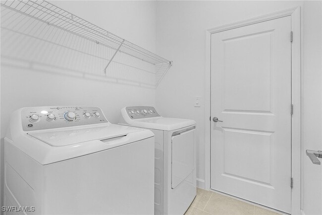 Foto del edificio - 19484 Hinkley Dr