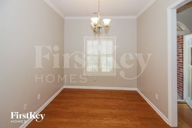 Foto del edificio - 5739 Eagleston Dr