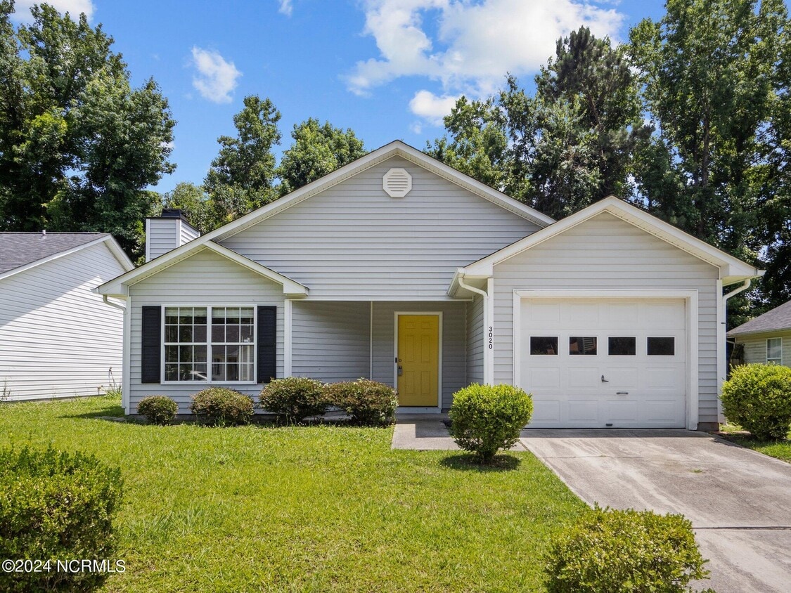 3020 E Windgate Ct, Jacksonville, NC 28546 House Rental in Jacksonville, NC