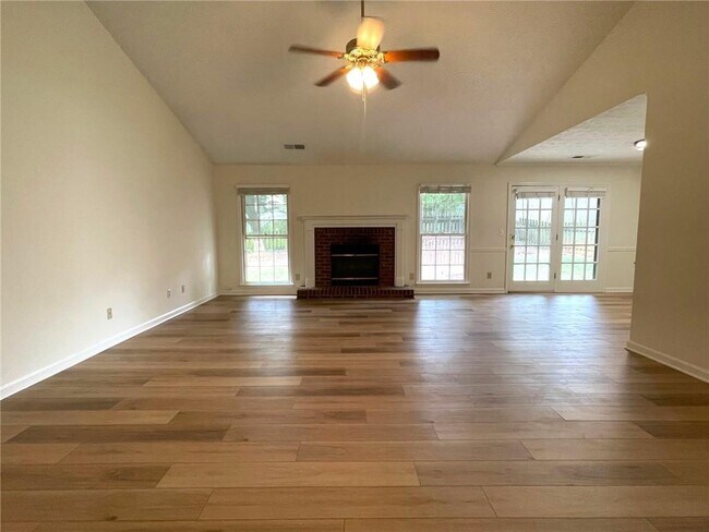 Foto del edificio - 4630 Hampton Square Dr