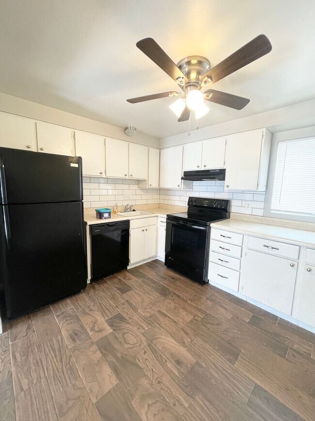 Photo - 4413 Forrest Hill Rd Apartment