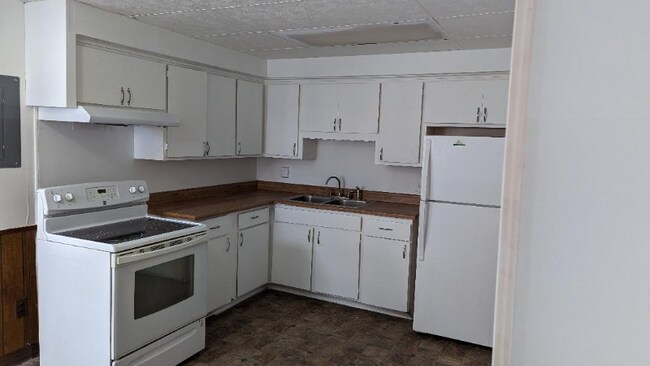 Building Photo - 1804 Zauel St