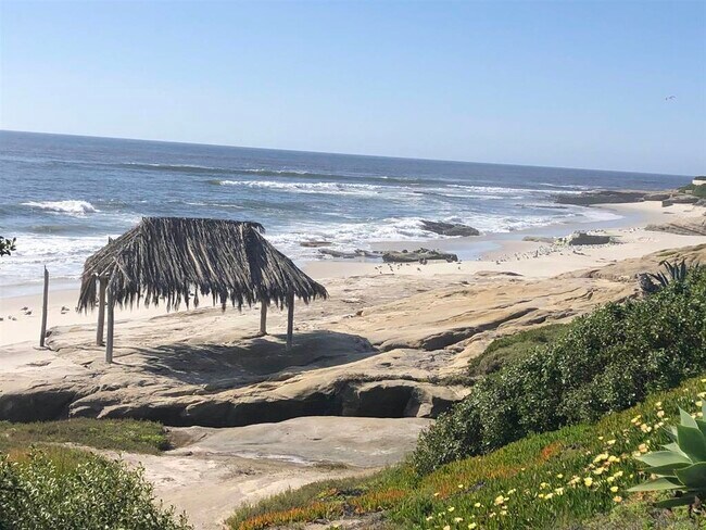 Foto del edificio - 6455 La Jolla Blvd