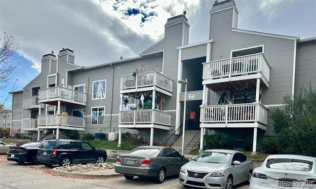 Foto del edificio - 4460 S Pitkin St