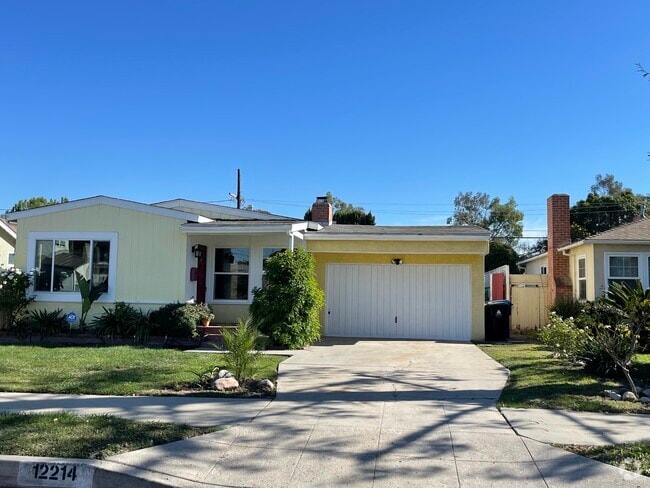 Building Photo - 12214 Aneta St
