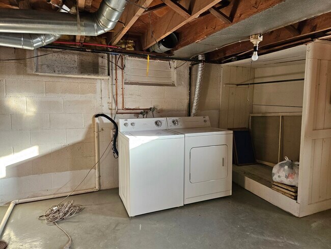 Foto del edificio - 414 Adams Ave