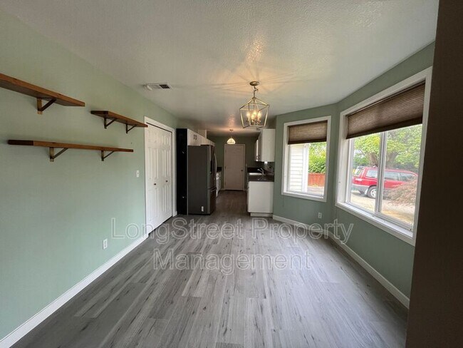 Foto del edificio - 523 SE 59th Ct