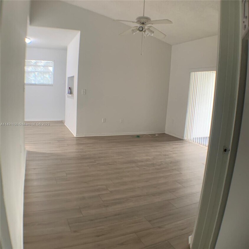 1701 NW 96th Terrace Unit 1C, Pembroke Pines, FL 33024 Condo for Rent