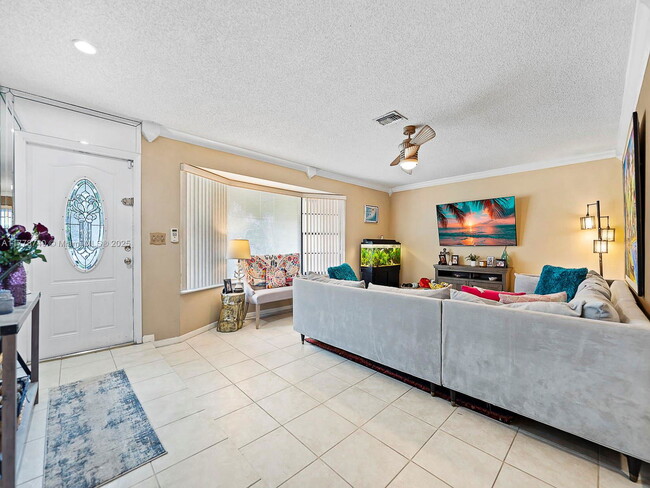 Foto del edificio - Southwest 104th Avenue, Cooper City, FL 33...
