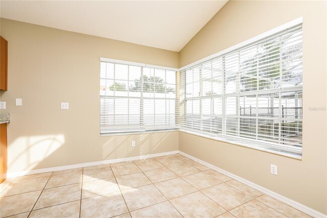 Building Photo - 2566 Davenport Cir