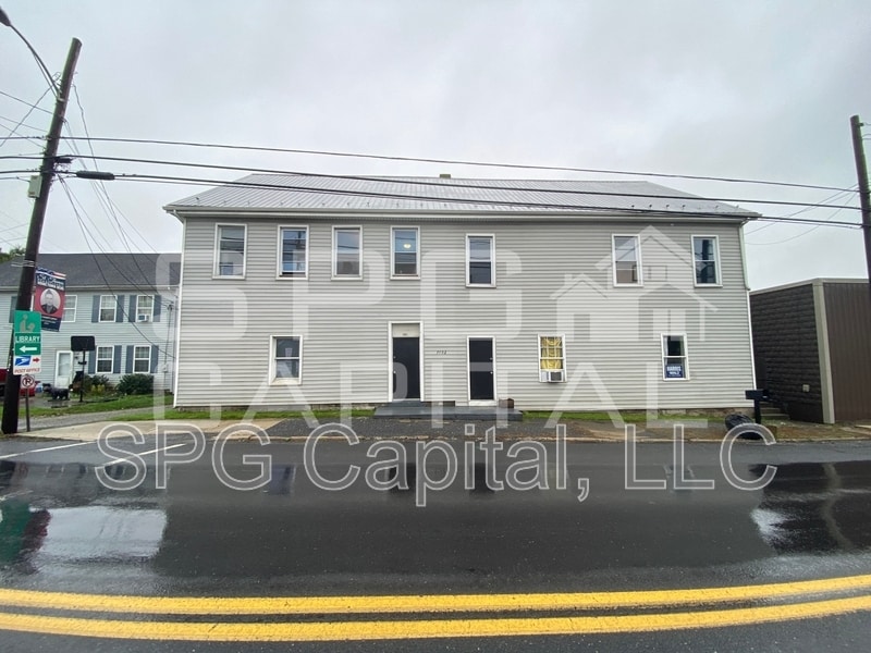 Primary Photo - 7402 Lincoln Way W