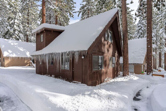 Building Photo - Incline Village: House - 3 Bedrooms, 2 Ful...