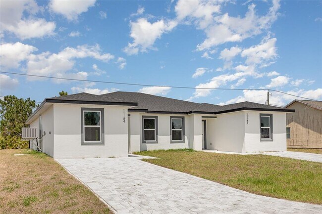 Foto del edificio - 11184 Kimberly Ave