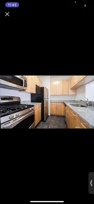 Primary Photo - 9 Gold St