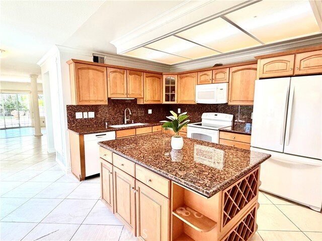 Building Photo - 22661 Spring Lake Ln