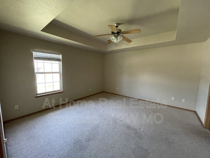 4260 W Latoka St, Springfield, MO 65807 Condo for Rent in Springfield