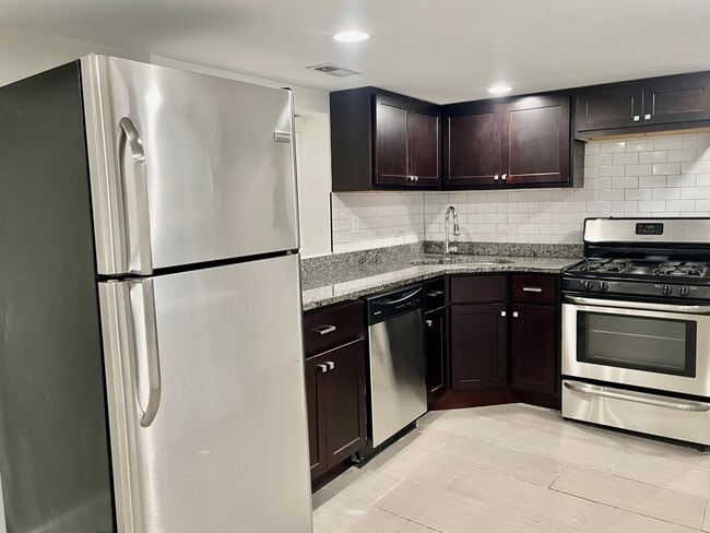 Building Photo - 2239 W 19th St