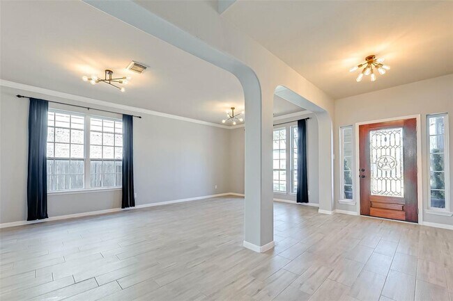 Building Photo - 5523 Gemstone Park Rd