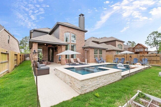 Building Photo - 16822 Olympic National Dr