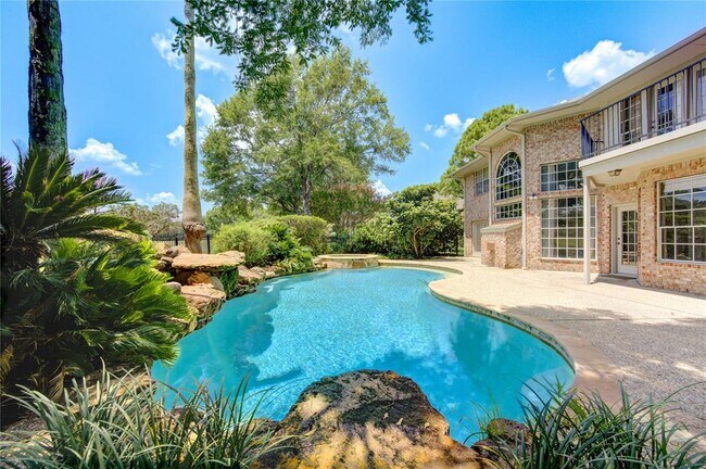 Foto del edificio - 22319 Stormcroft Ln