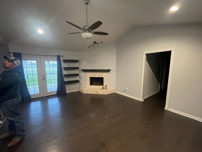 Building Photo - Charming Family Home in Saginaw, TX - 1305...