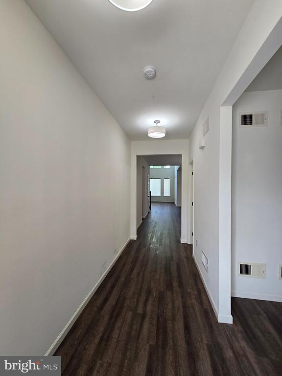 Foto del edificio - 633 Kincaid Ave
