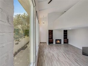 Building Photo - 3700 W 6th St