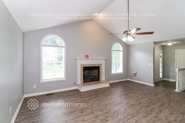 Foto del edificio - 2643 Abbots Glen Dr NW