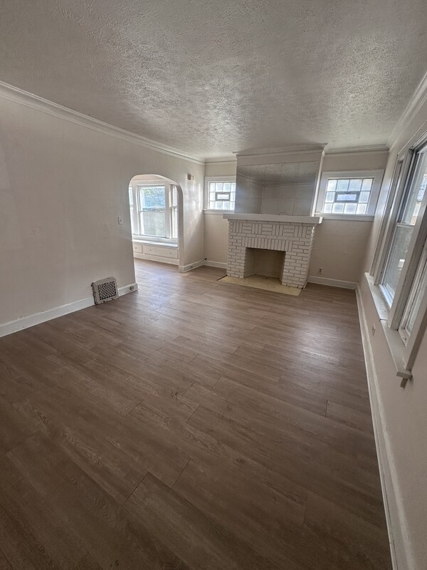 Primary Photo - 14623 Coit Rd