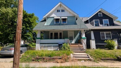 Building Photo - 443 W Thornton St