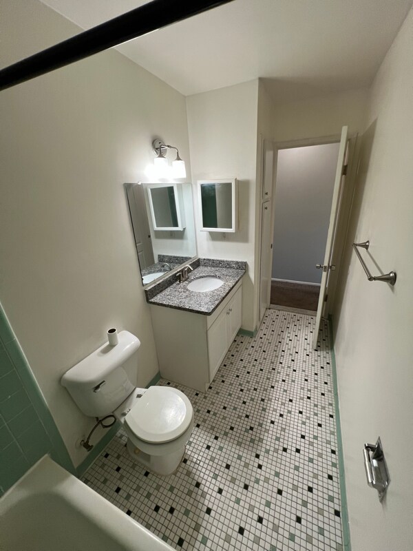 Foto del edificio - 19815 E 14 Mile Rd