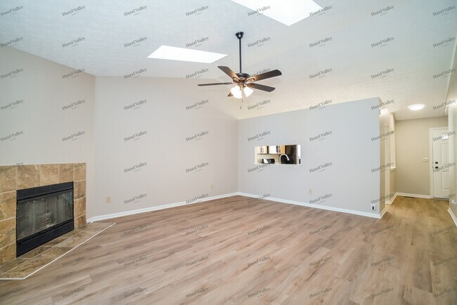 Foto del edificio - 1247 Wexford Green Blvd