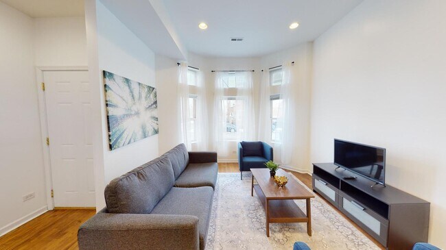 Foto del edificio - 1945 W Cermak Rd