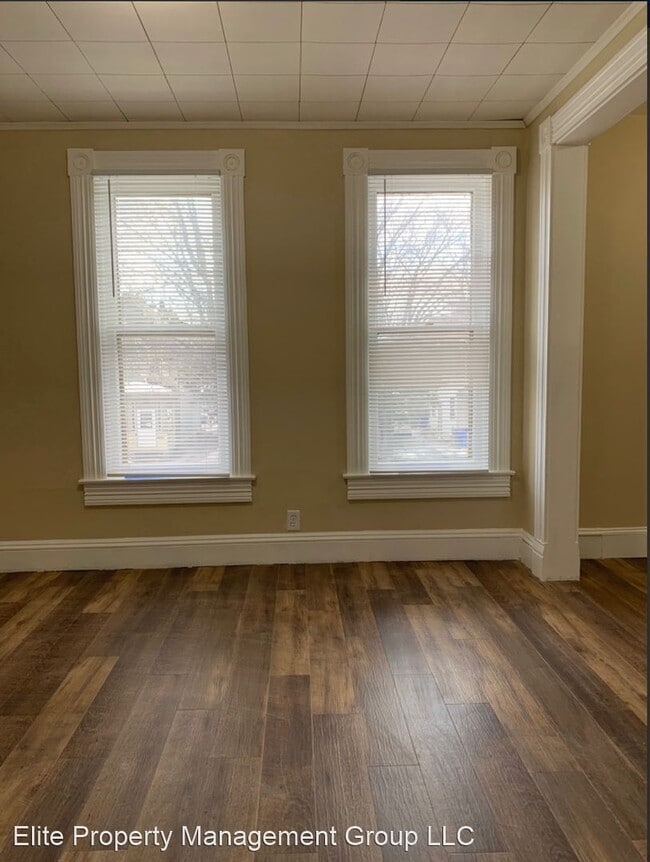 Building Photo - 2 br, 1 bath House - 982 Margaret Street A...