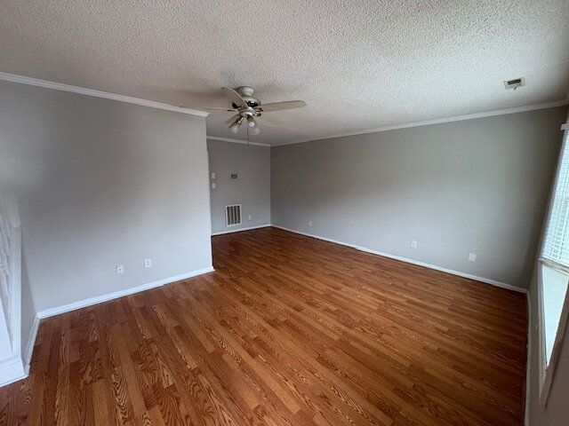 Photo - 2700 Thackery Rd Townhome