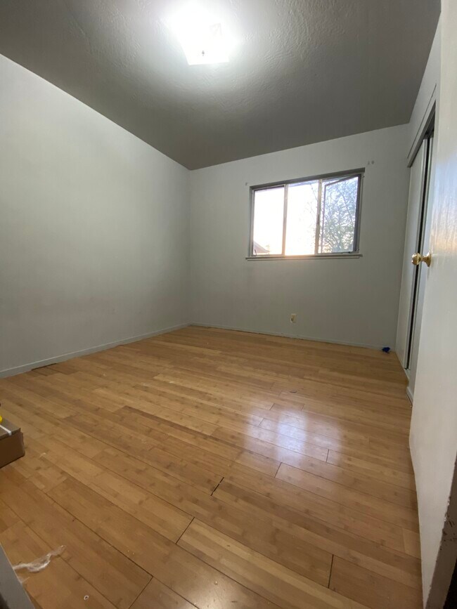 Bedroom 1 - 427 Stambaugh St