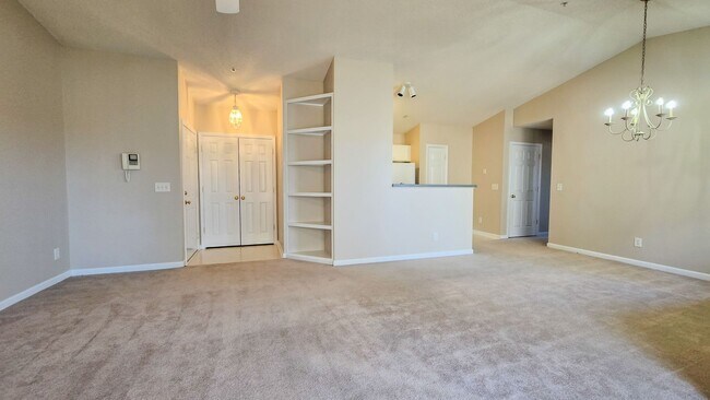 Foto del edificio - 2033 Salem Bluff Dr