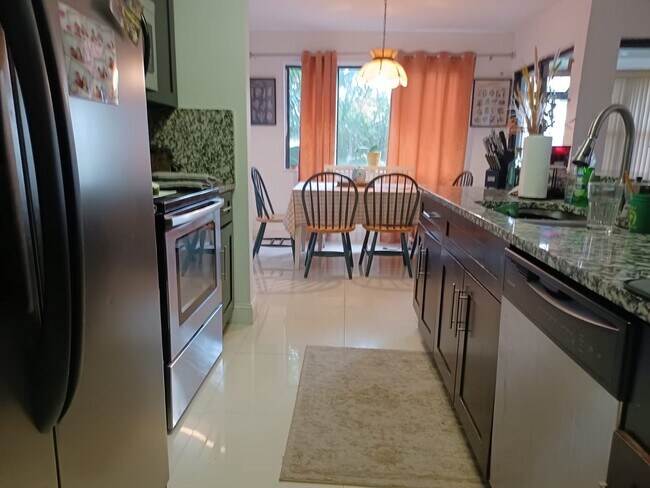 Foto del edificio - 9746 SW 138th Ave