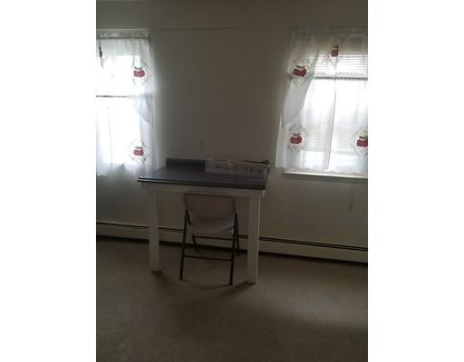 Building Photo - 25 Derby St