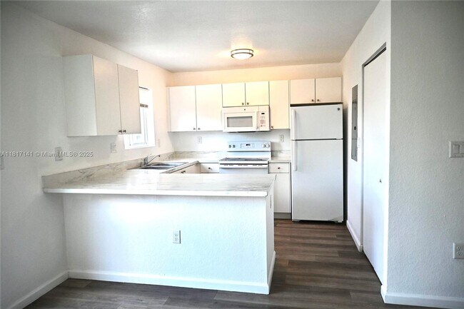 Foto del edificio - 175 SW 6th Ln
