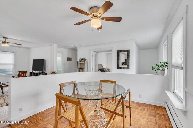 Foto del edificio - 1227 Bay Ave