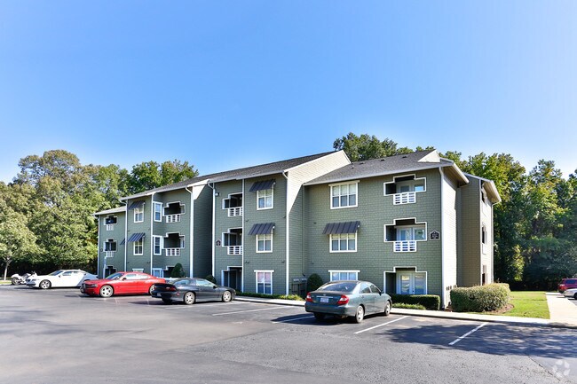 Building Photo - Rise Matthews Pointe