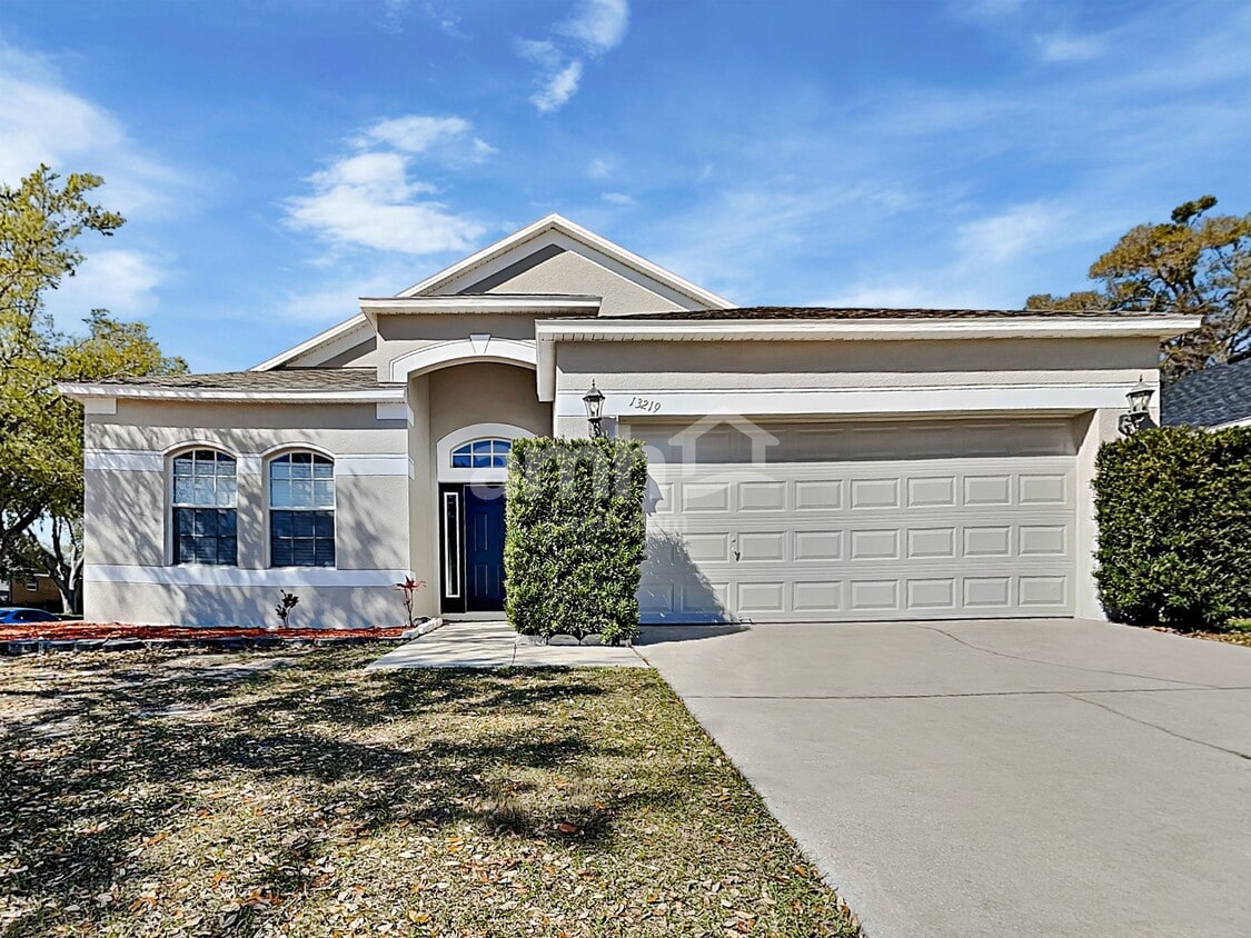 Foto principal - 13219 Beechberry Dr