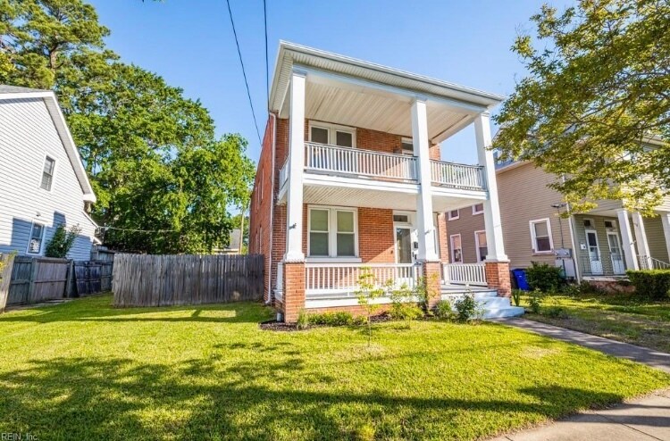 Primary Photo - 214 Lucile Ave