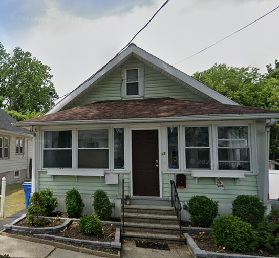 13 Frost Pl, Albany, NY 12205 House Rental in Albany, NY