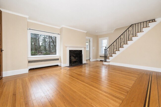 Building Photo - 259 Trafton Rd