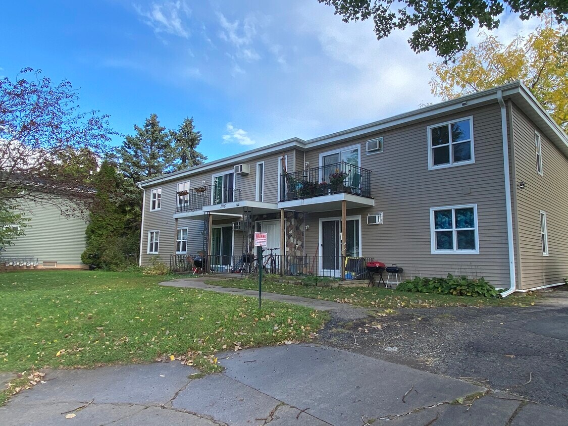 Primary Photo - 1116 Melrose Ct