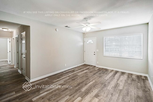 Building Photo - 835 44th St