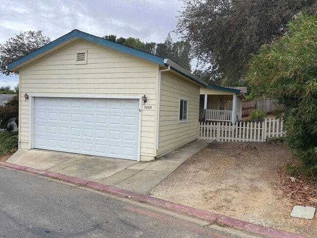 Building Photo - 3br/2ba in gated community in Ione